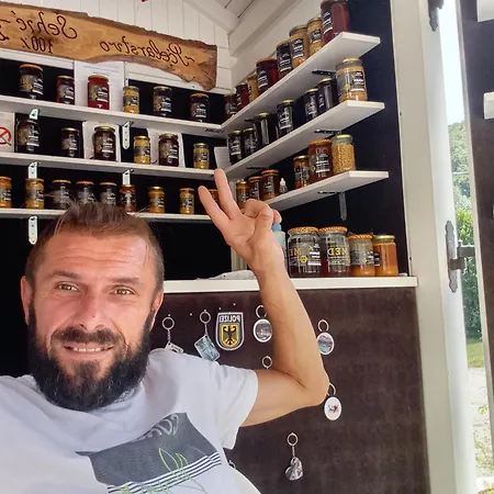 Kamp Suad * Zaglavica